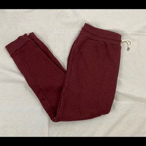 21 Men Burgundy Joggers L